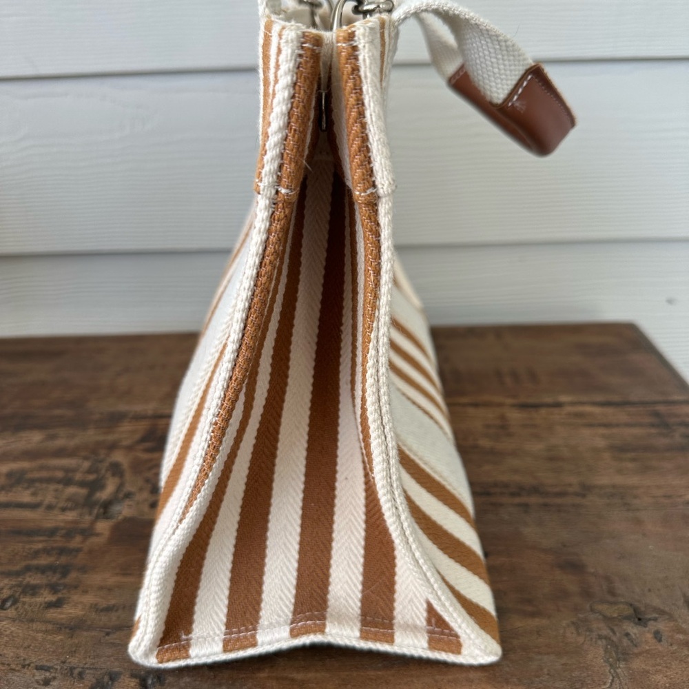 RUE de Verneuil Canvas Top Handle Bag - Picture 3 of 9